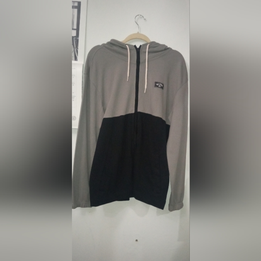 Billabong Gray & Black Zip-Up Sweater